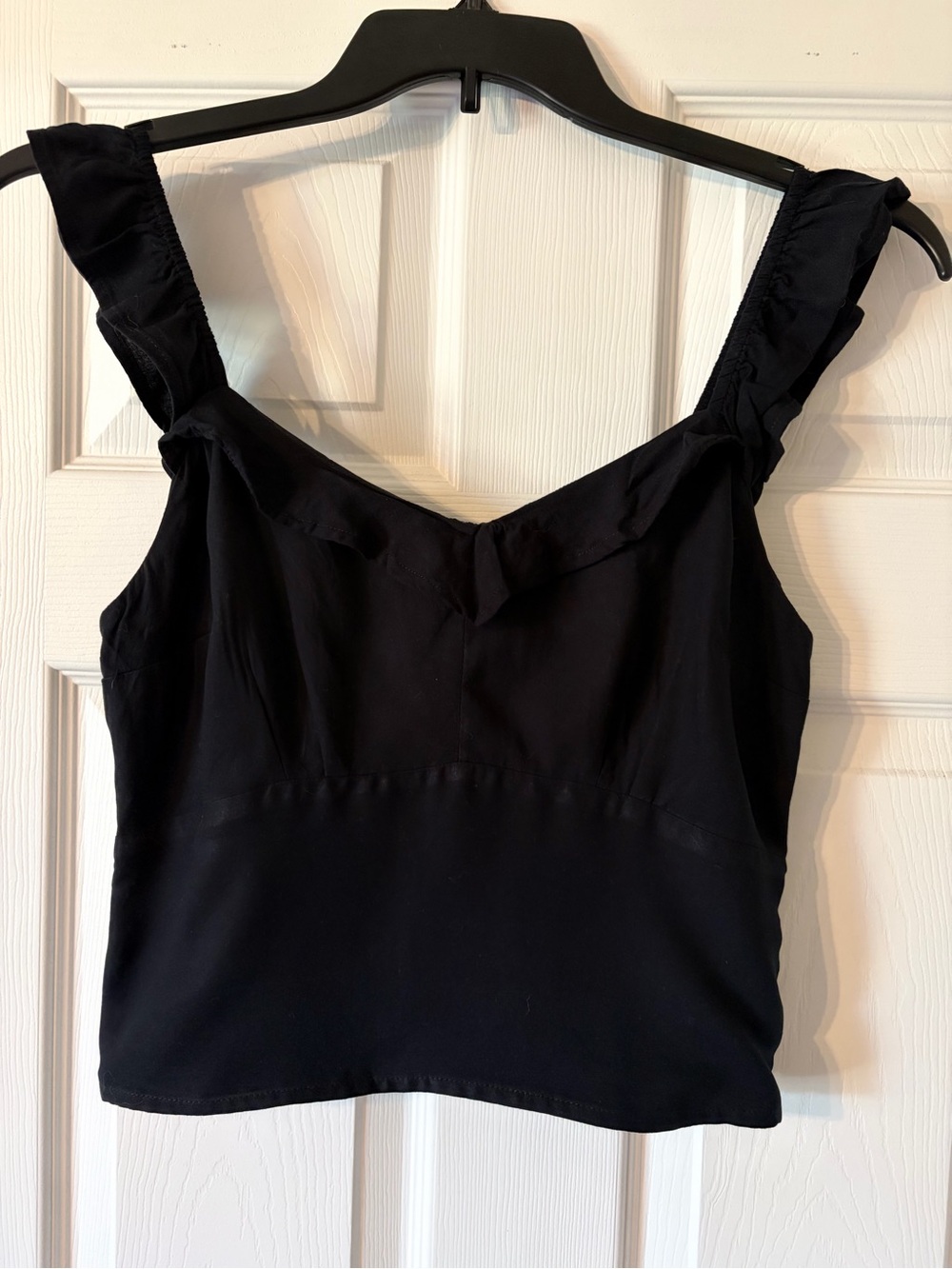 Abercrombie & Fitch Ruffle Strap Smocked Crop Tank Top